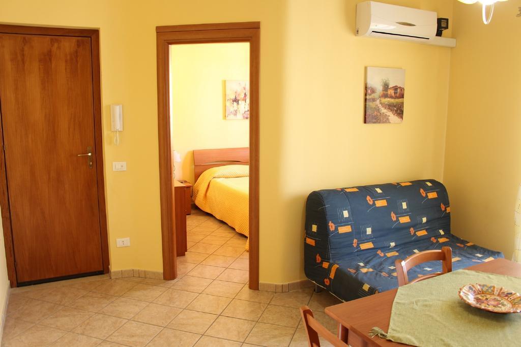 Rosy'S Apartments Trappeto  Exterior foto